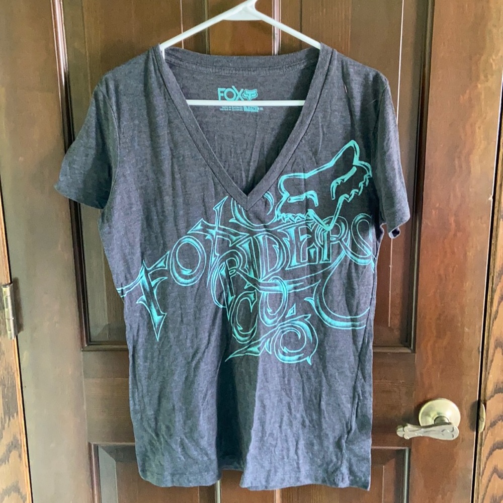 V neck T-shirt